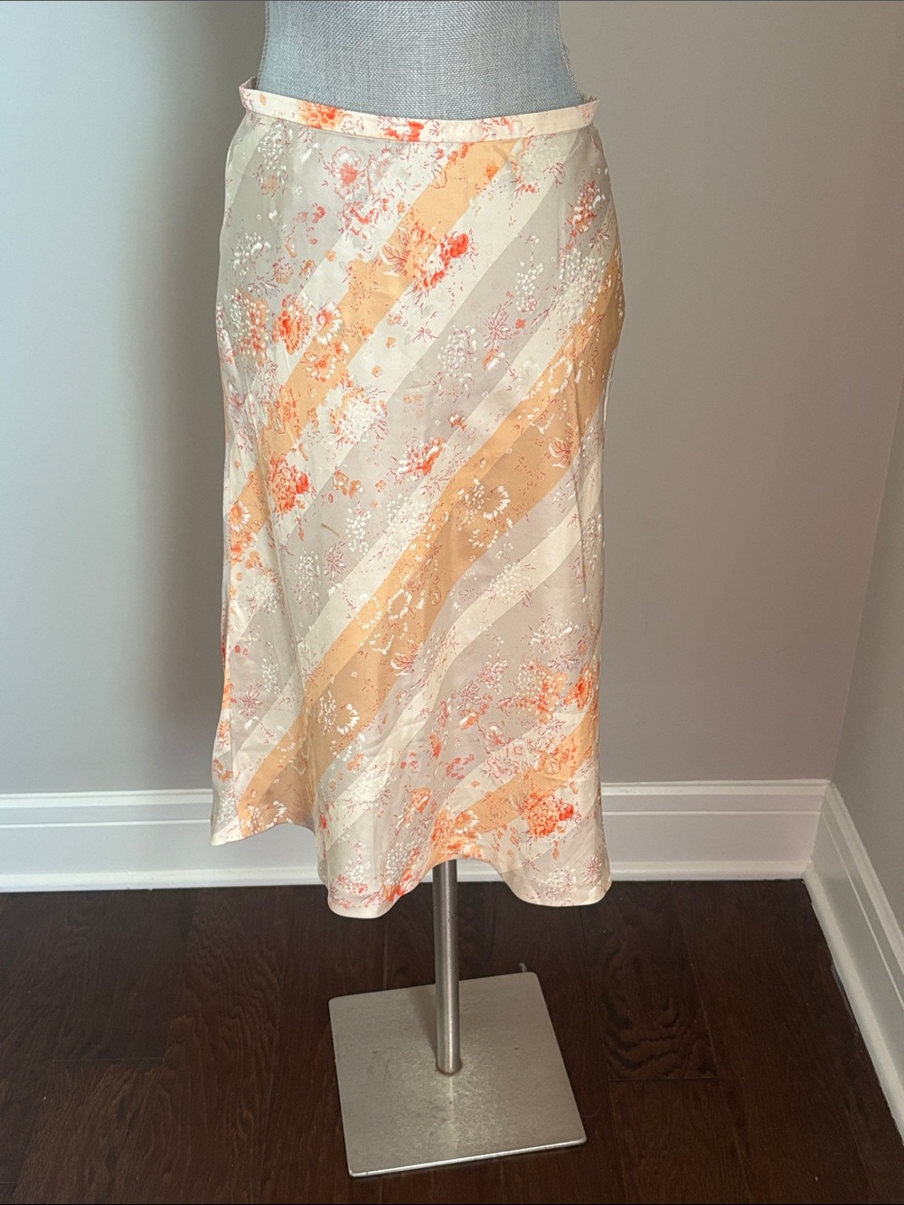 Y2K French Connection 100% silk Floral Stripe Midi Skirt in Cream and Peach